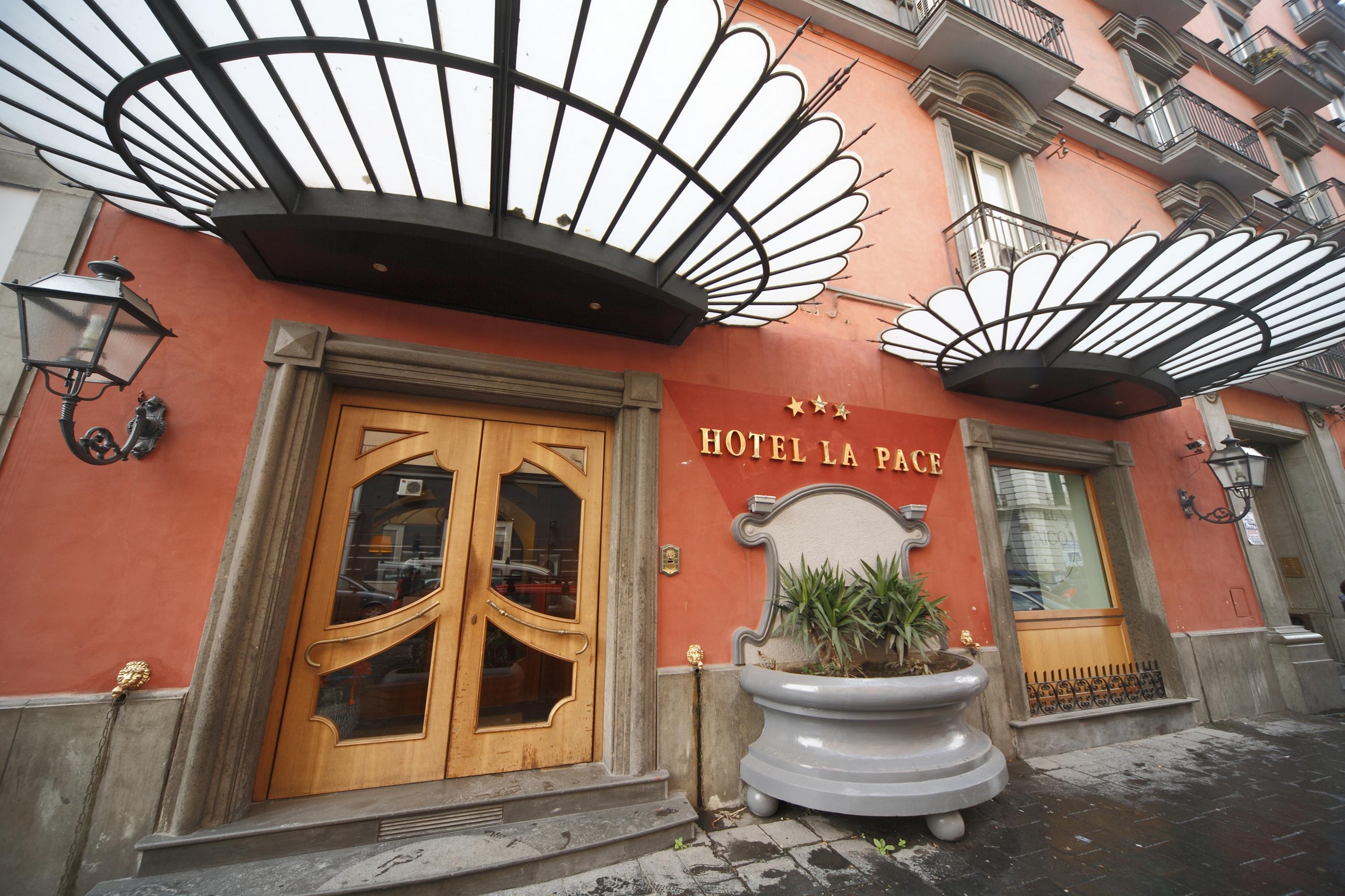 Hotel La Pace Napoli Esterno foto